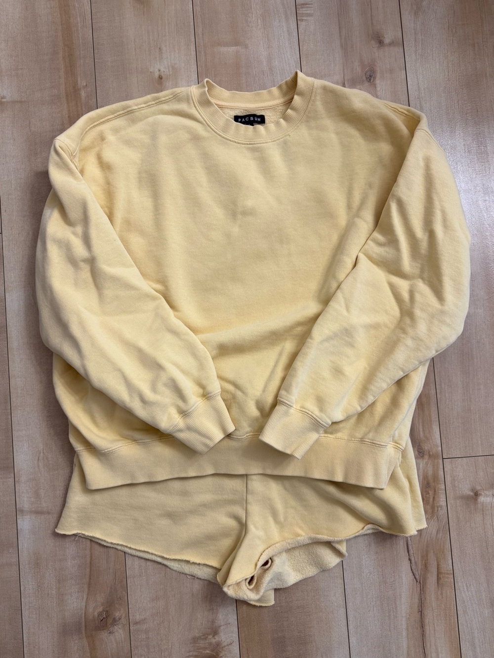 PacSun Butter Yellow Sweat Set